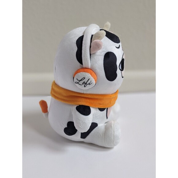 Ketnipz #5 LoFi Girl Cow Plush "Bean" with Original Display Box Limited Edition - Picture 6 of 14